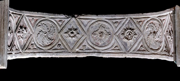 Štukatura u intradosu sjeverne arkature Eufrazijeve bazilike, 10. luk s istoka
