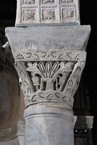 Kapitel arkature Eufrazijeve bazilike (9. na sjevernoj strani)
