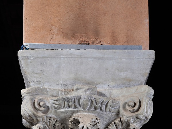 Kapitel arkature Eufrazijeve bazilike (8. na južnoj strani)
