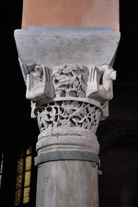 Kapitel arkature Eufrazijeve bazilike (7. na južnoj strani)