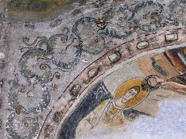 16 - Lik svetog Kuzme u sjevernoj apsidi