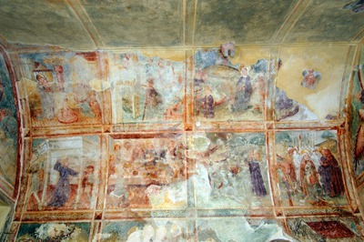 Zidne slike na svodu crkve