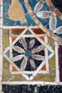 Zidna obloga opus sectile, 04. panel