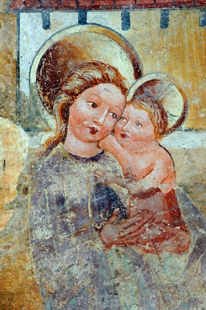 Zidna slika Bogorodice s djetetom na prikazu Pada egipatskih kumira