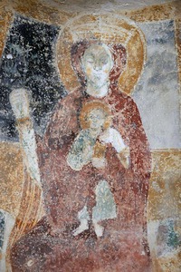 Zidna slika Bogorodice s Djetetom u kaloti južne apsideelom