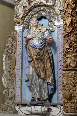 Glavni oltar, kip svetice