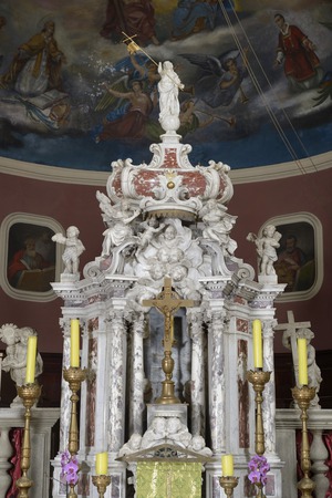 Tabernakul na glavnom oltaru