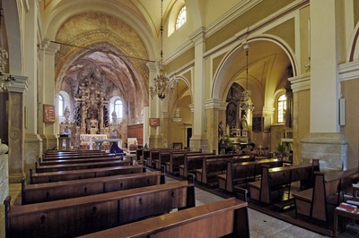 Unutrašnjost crkve svetog Nikole