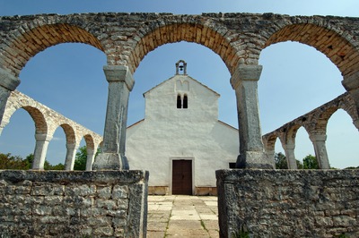Crkva svete Foške, vanjština (2)