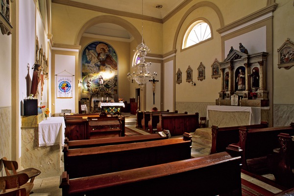 Župna crkva svetog Jurja, unutrašnjost