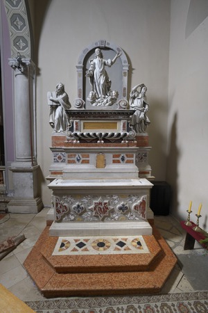 Oltar s kipovima Krista, proroka Mojsija i Ilije