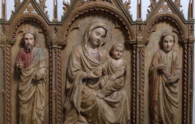 Triptih s reljefima Bogorodice s djetetom, svetog Jakova i nepoznatog sveca ili svetice
