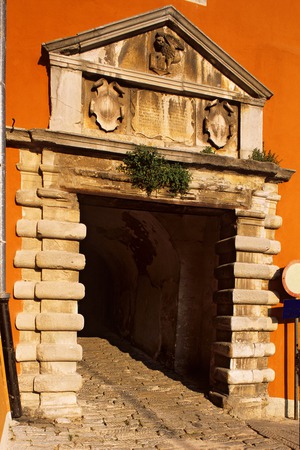 Gradska vrata svetog Flora