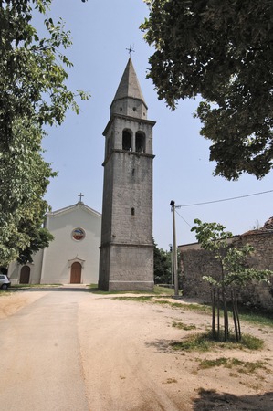 Župna crkva i zvonik
