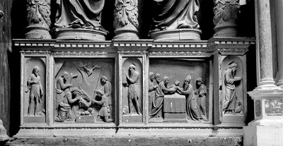 Kipovi svete Marije Magdalene i Katarine, reljefi  svetog Ivana Krstitelja, Poklonstva pastira, svetog Marka Evanđelista, Prikazanja u hramu i svetog Ivana Evanđelista