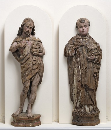 Ostaci reljefnog poliptiha, kipovi scetog Ivana Krstitelja i sveca u dominikanskom habitu