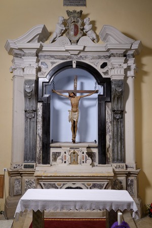Oltar svetog Križa