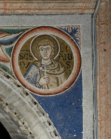 Ciborij Eufrazijeve bazilike (2), medaljon s likom svetog Julijana