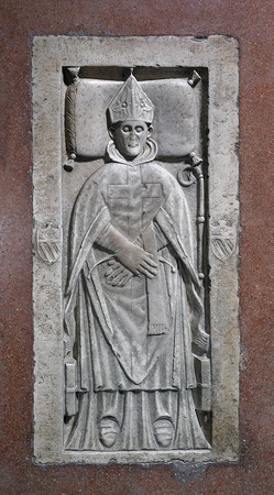 Nadgrobna ploča pulskog biskupa Michaela Orsinija (1475. - 1497.)