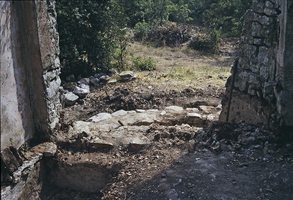Crkva svetog Tome kraj Rovinja, iskopavanje sjeverne apside