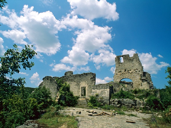 Ostaci crkve svete Sofije