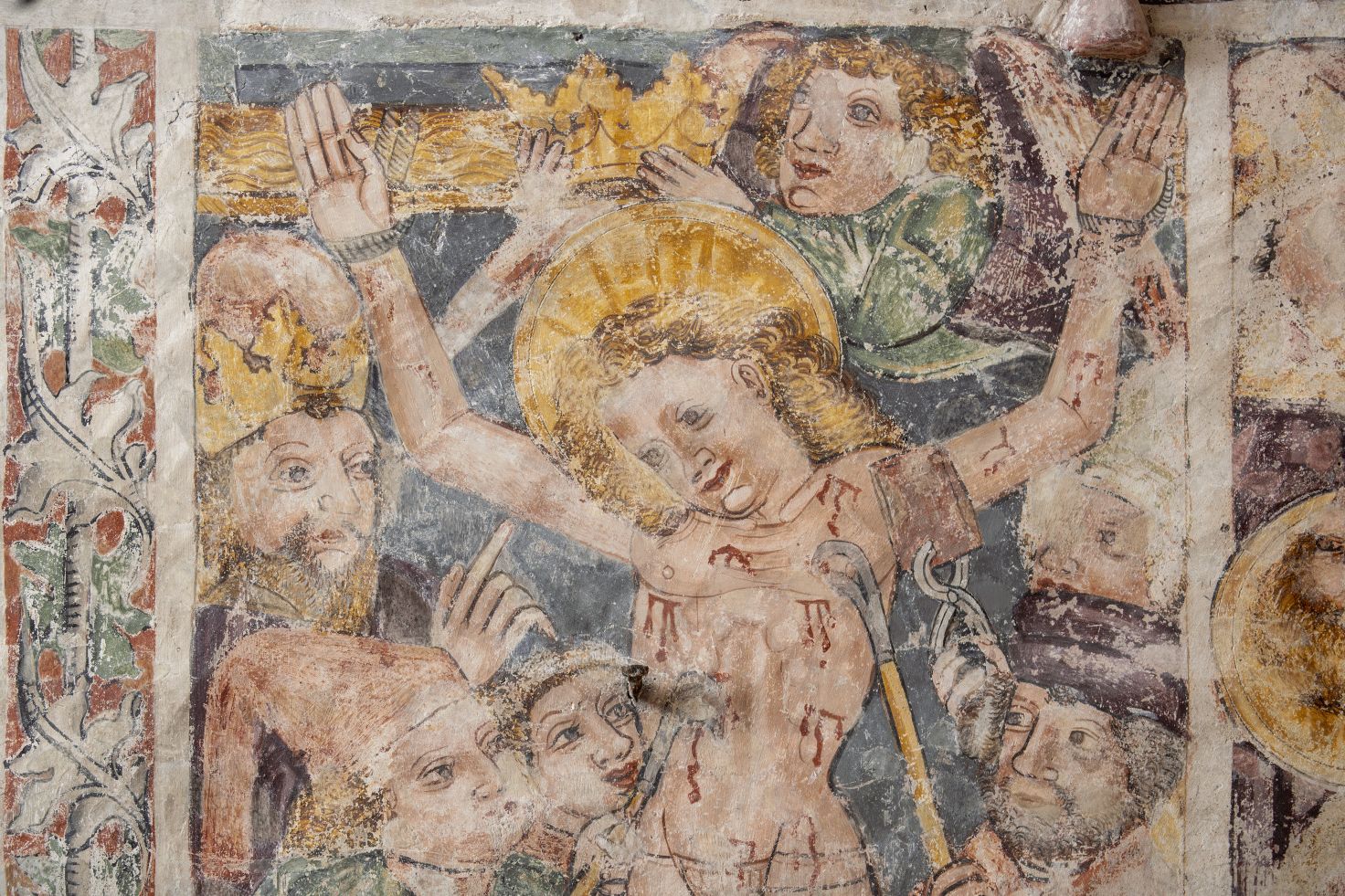 Freska s prikazom Mučenja sv. Lovre kukama i kliještima, detalj, istočni zid svetišta