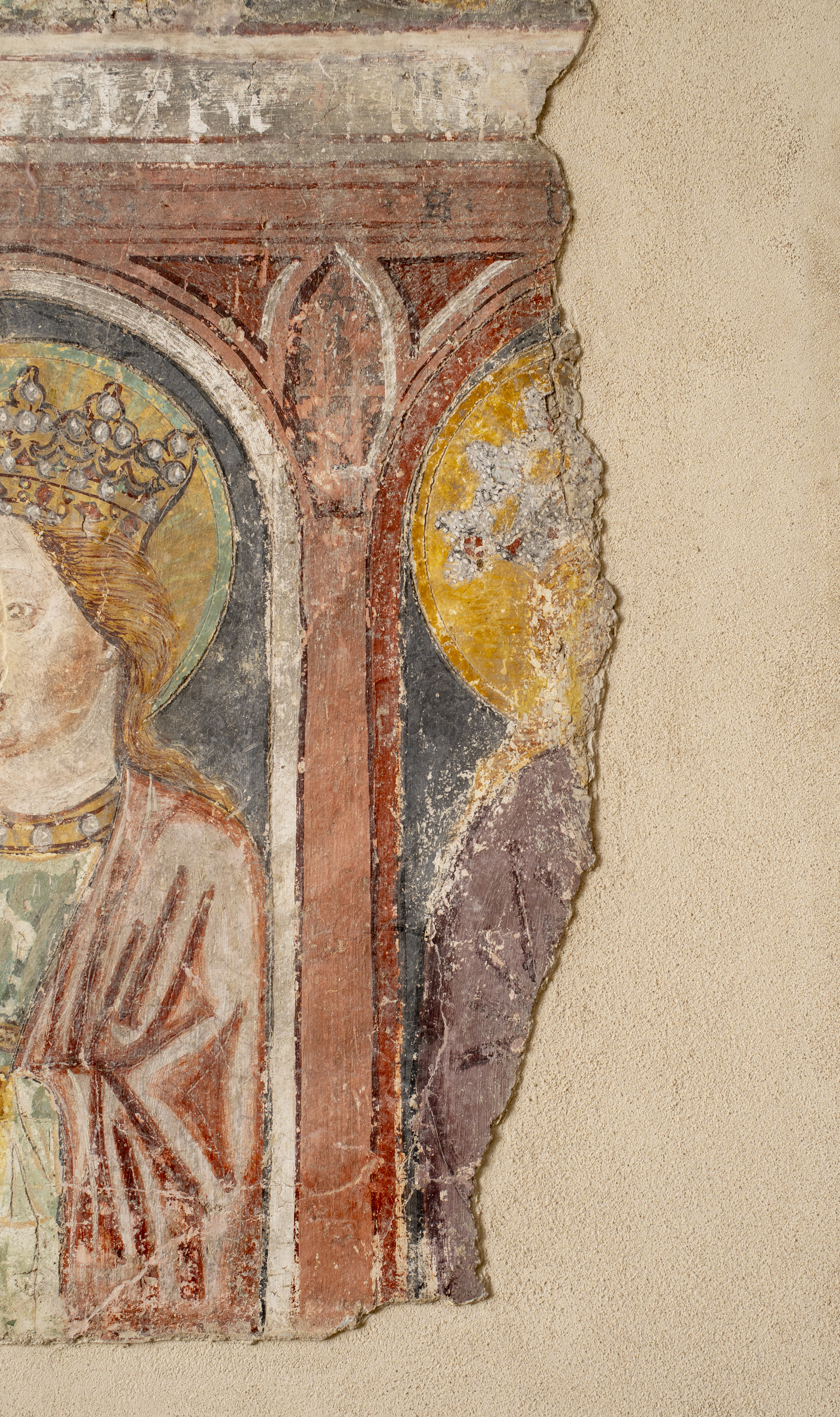 Freska s prikazom neidentificirane svetice, sjeverni zid