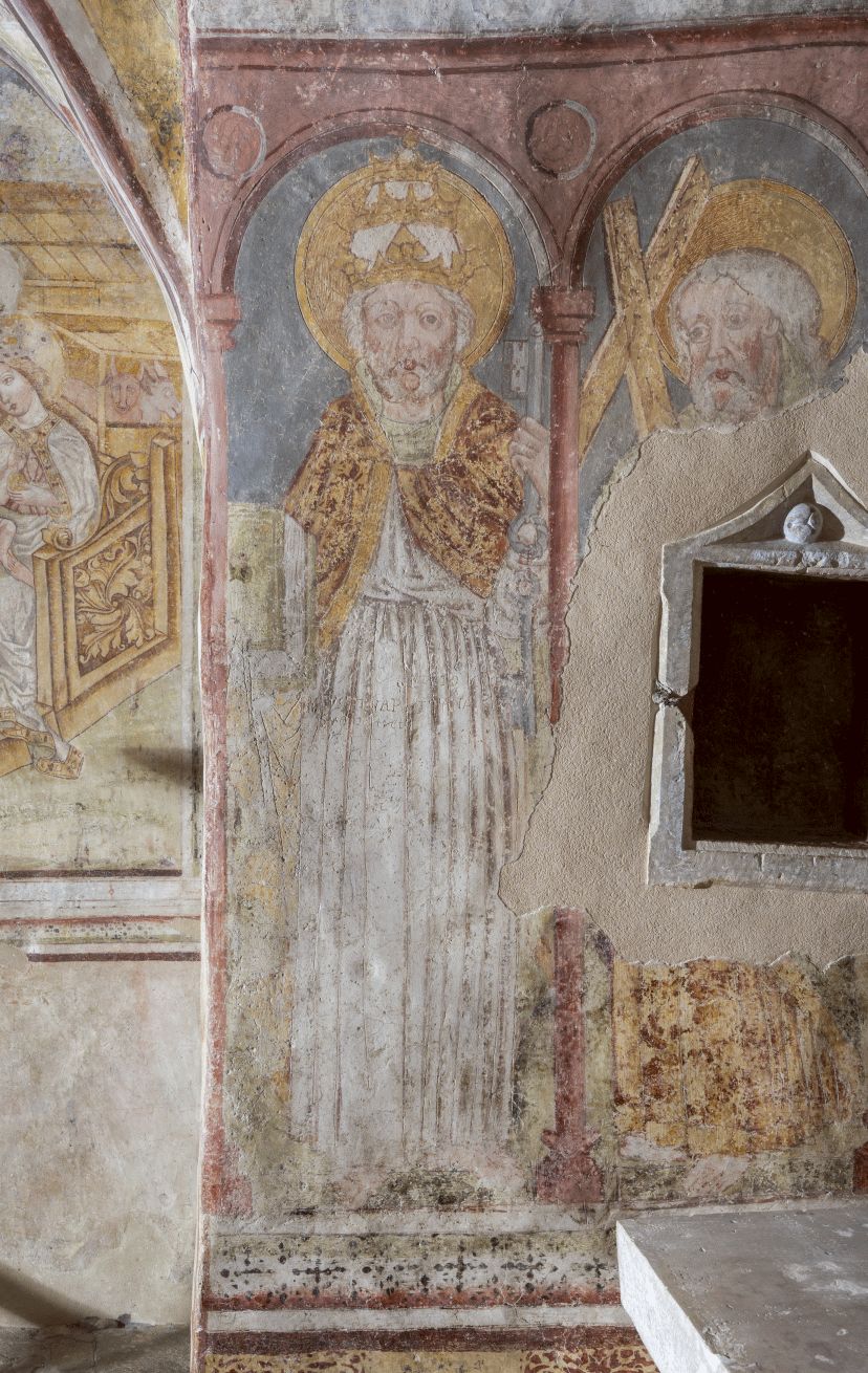 Freska s prikazom niza apostola, središnja apsida