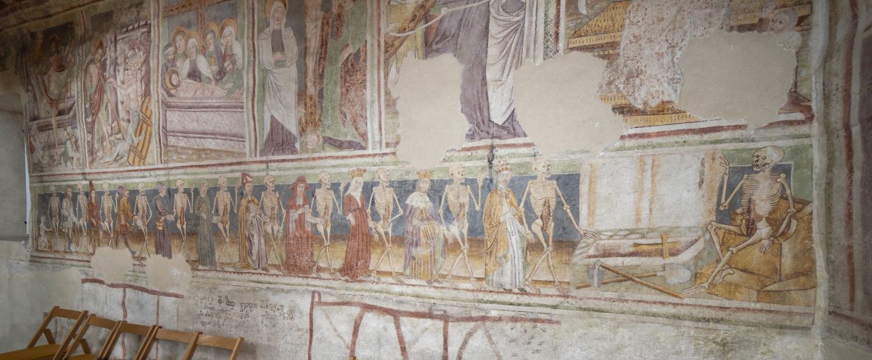 Freska s prikazom Plesa mrtvaca, južni zid