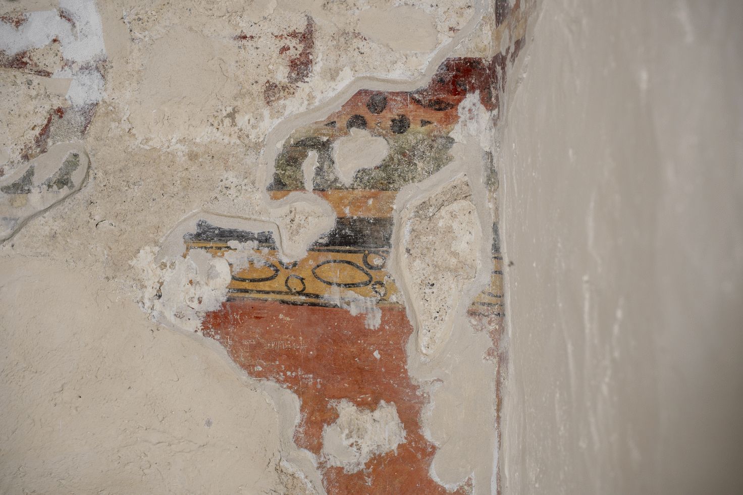 Fragment dekorativnog repertoara, zapadni zid