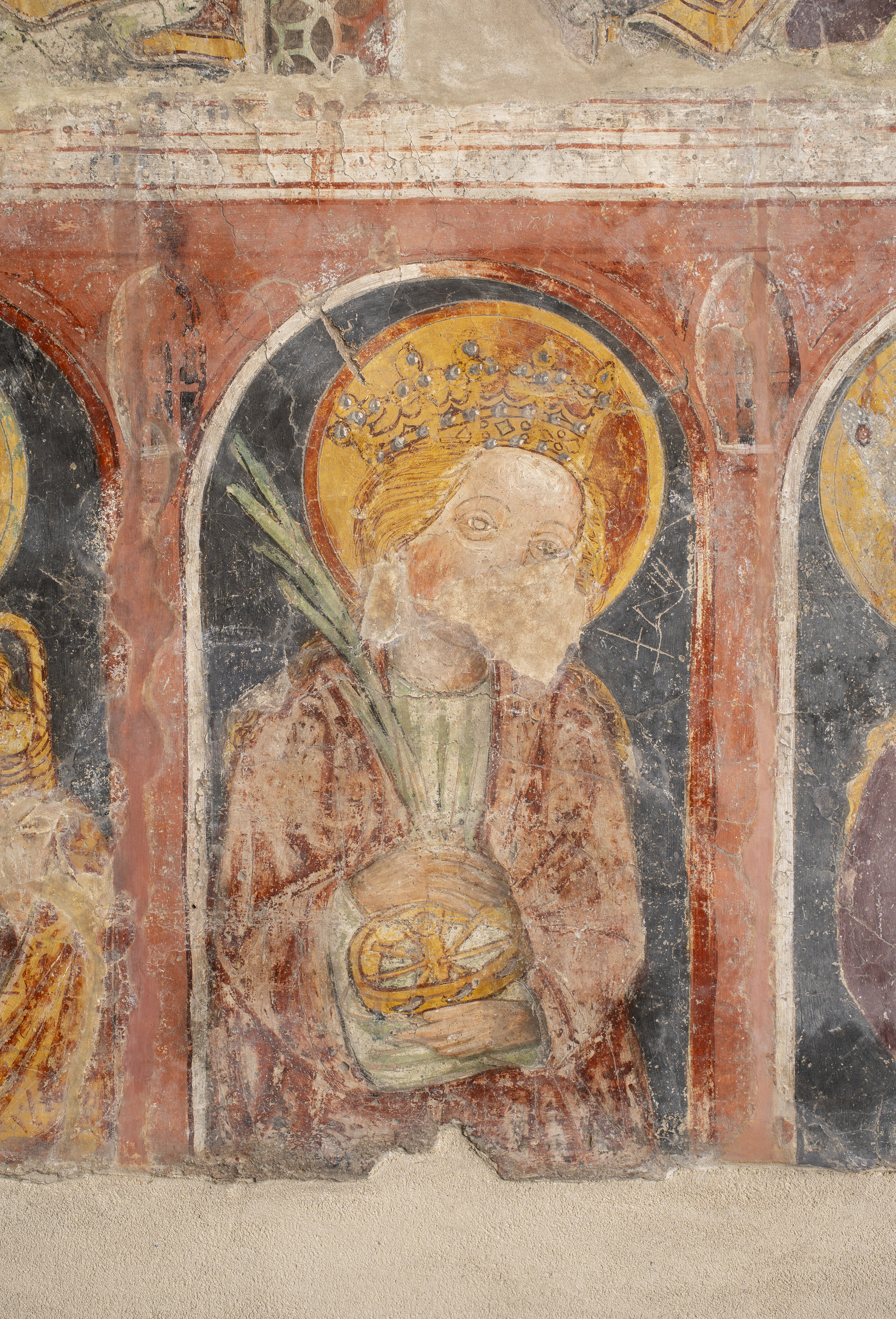 Freska s prikazom neidentificirane svetice, južni zid