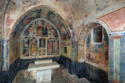 Unutrašnjost crkve (2)