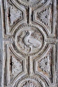 Štukatura u intradosu sjeverne arkature Eufrazijeve bazilike, 7. luk s istoka
