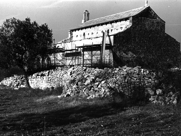 Crkva svete Foške prije restauracije 1998.