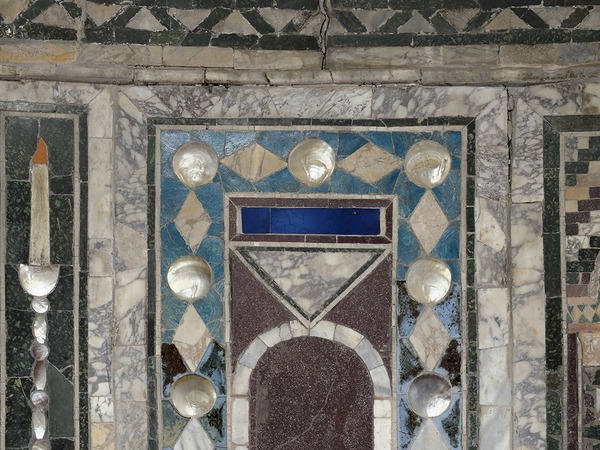 Zidna obloga opus sectile, 13. panel