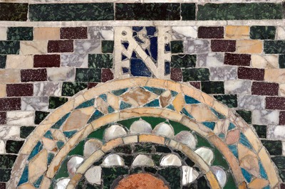 Zidna obloga opus sectile, 14. panel