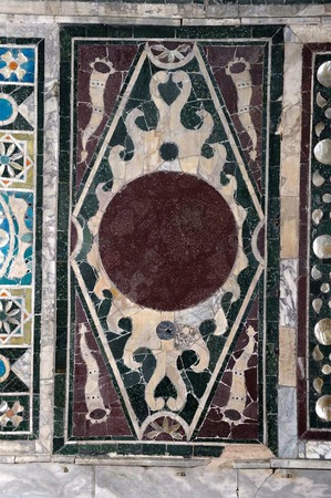Zidna obloga opus sectile, 19. panel