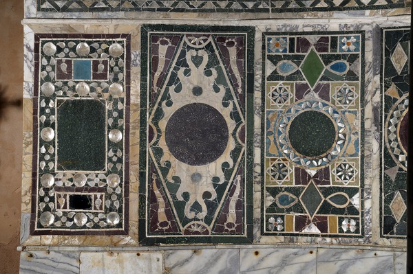 Zidna obloga opus sectile, 02. - 04. panel
