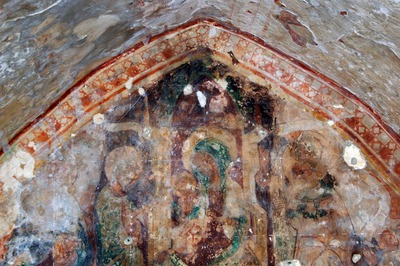 Zidna slika Bogorodice s Djetetom i svecima