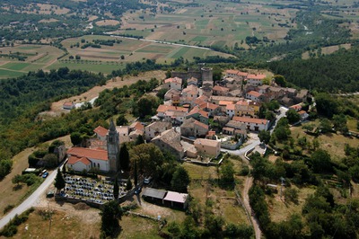 Boljun, zračni snimak 2009. godine