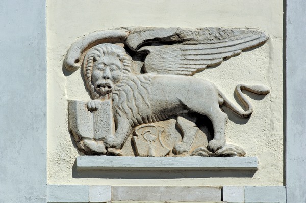 Lav svetog Marka s grbom Cicogna