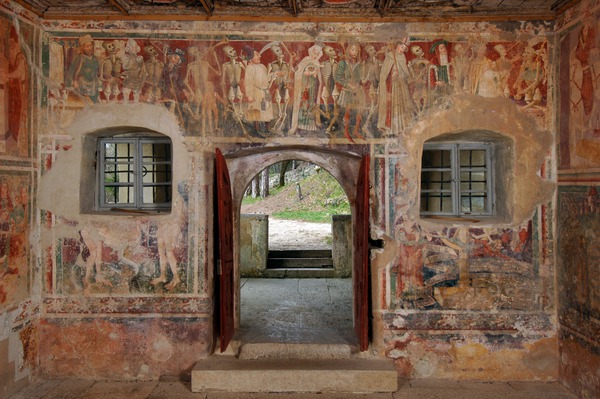 Zidne slike na zapadnom zidu