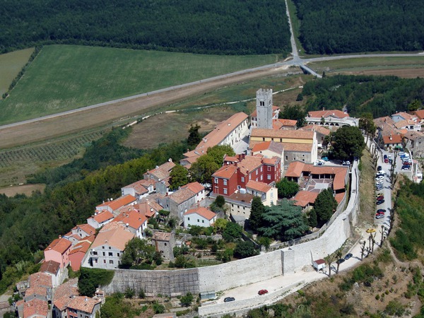 Avionski snimci Motovuna 2009. godine (3)