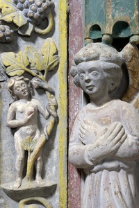 Svetohranište, donji dio s reljefom Adama i Eve, Imago Pietatis, anđela i dekorativnog voća i cvijeća