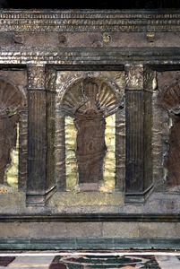 Antependij glavnog oltara