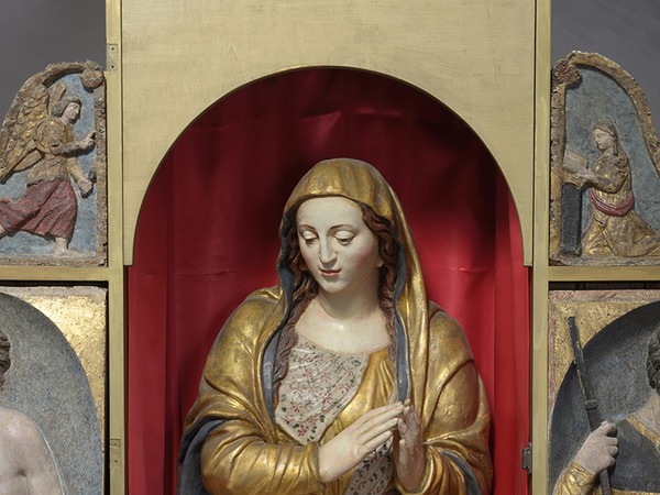 Oltarni retabl, kip Bogorodice s Djetetom
