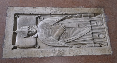 Nadgrobna ploča pulskog biskupa Michaela Orsinija (1475. - 1497.)