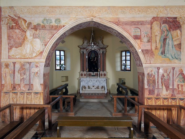 Zidne slike na istočnom zidu